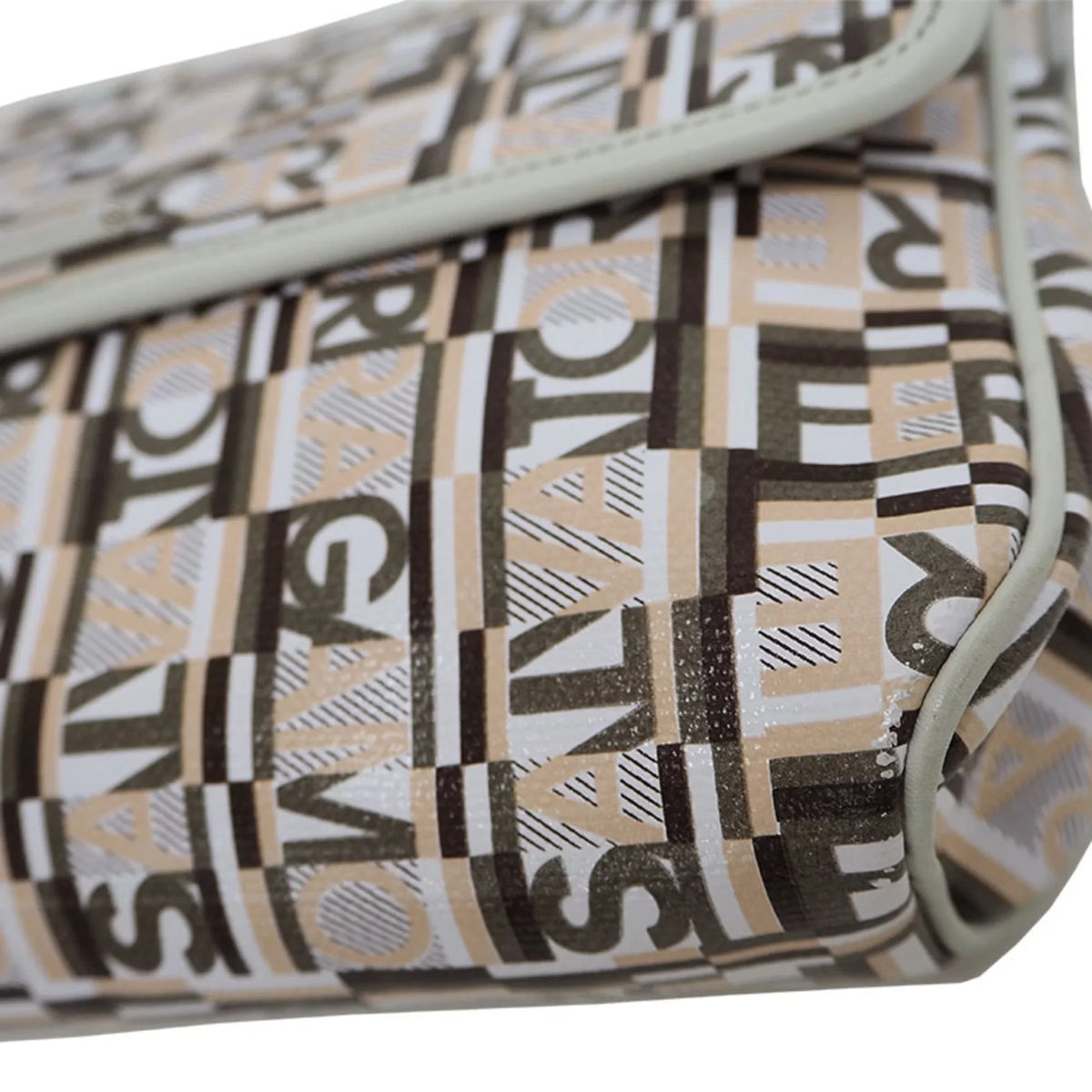 Shoulder Bag (Good) Beige Pre-Owned Salvatore Ferragamo PVC,Leather