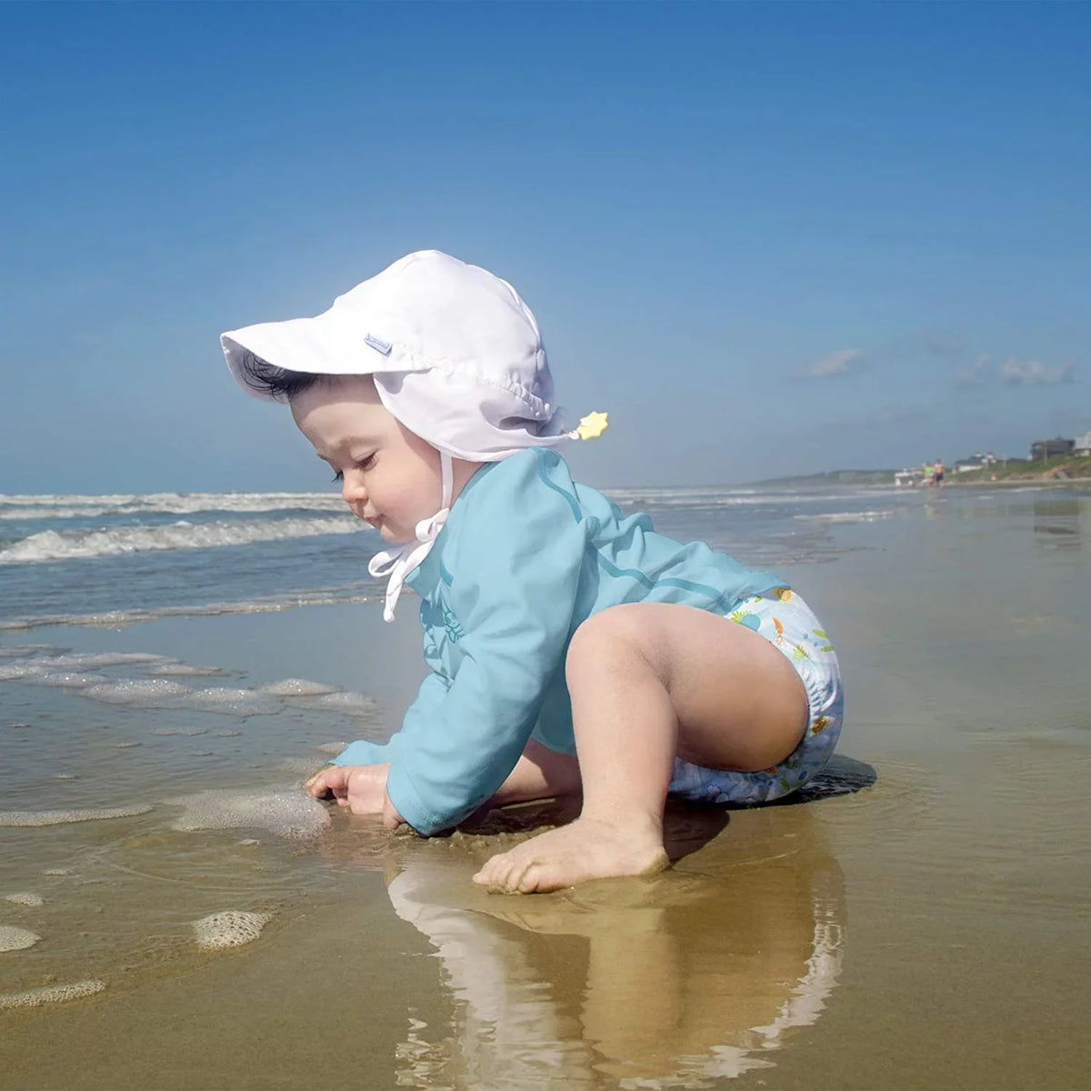 Protection play. Sun White Swim i Months Flap Baby Hat